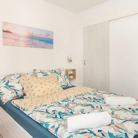Apartment Dana Kastelir-labinci